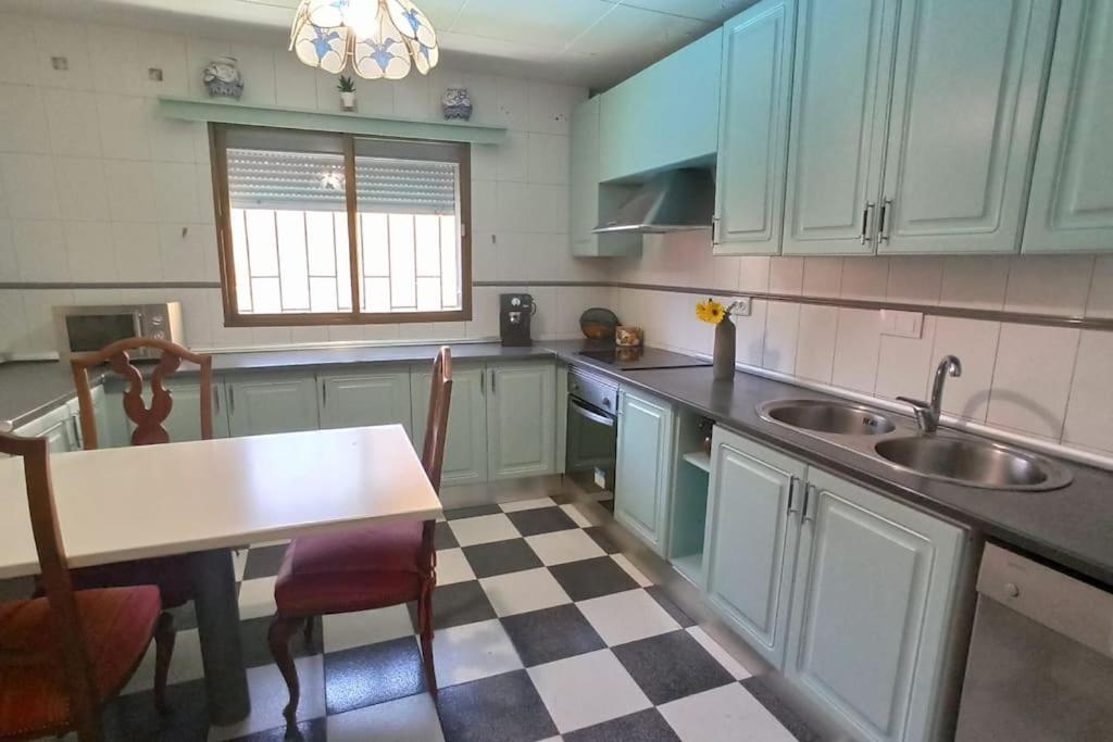 Casa Con Piscina Y Barbacoa A 3 Kilometros De La Alhambra Villa Huetor Vega Ngoại thất bức ảnh